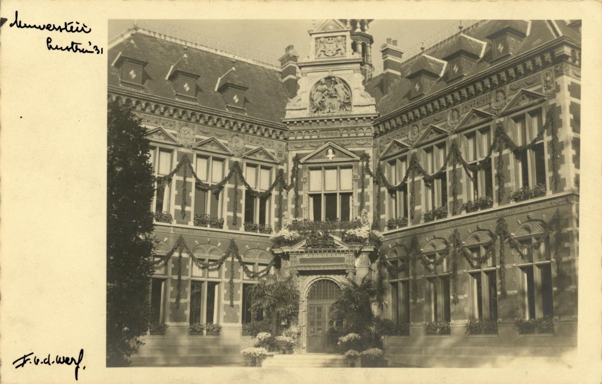 Het Academiegebouw in 1931, fotograaf F.F. van de Werff